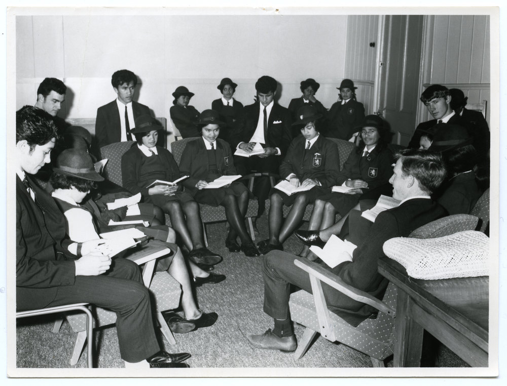 Bible study group, Auckland