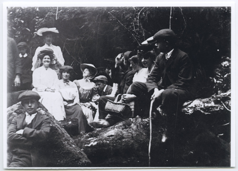 Unknown church group