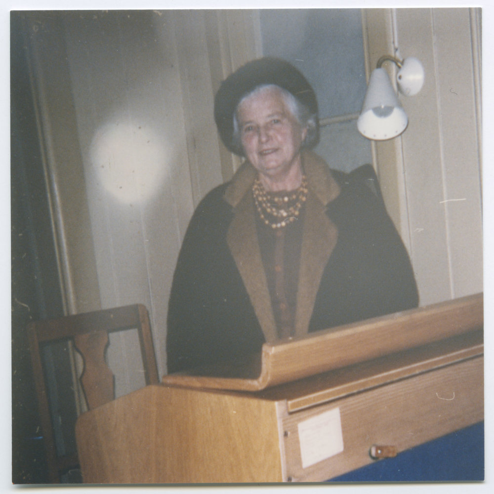 Miss E. Davies
