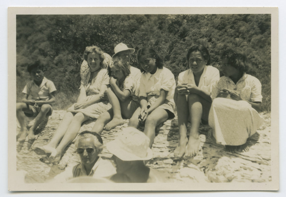 Group at Maori Synod meeting