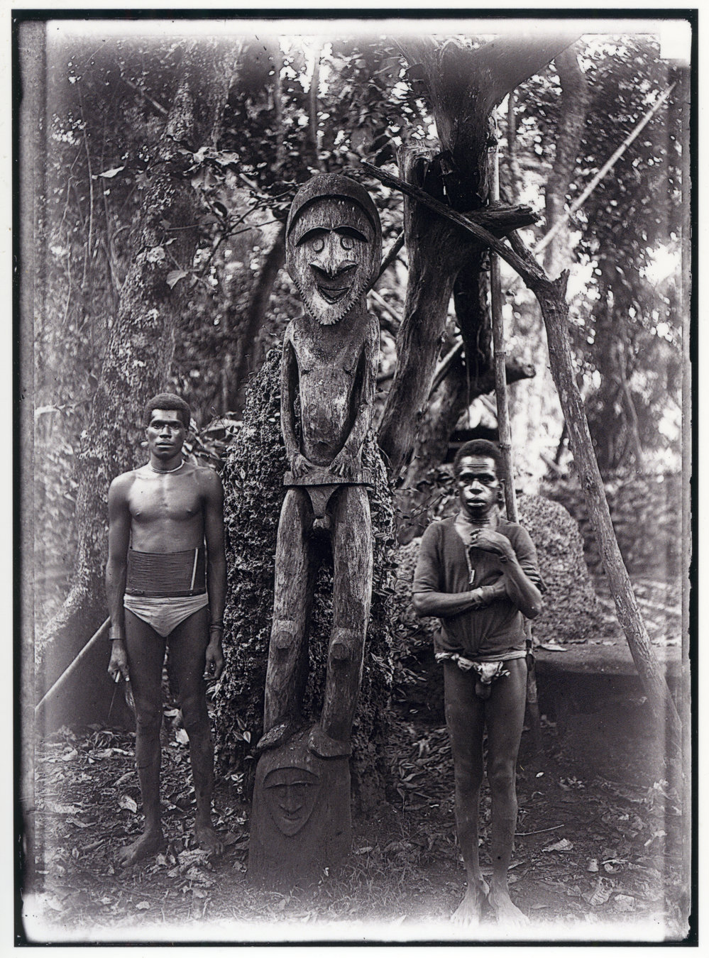 Carved demit