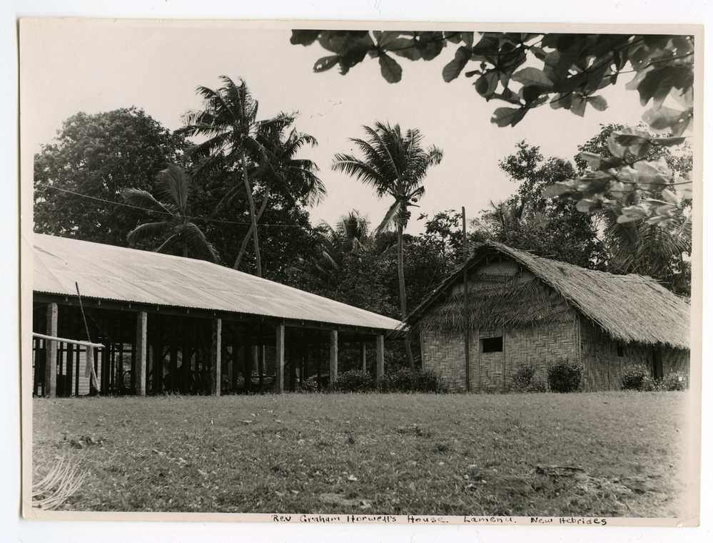 Old and new mission houses, Lamenu