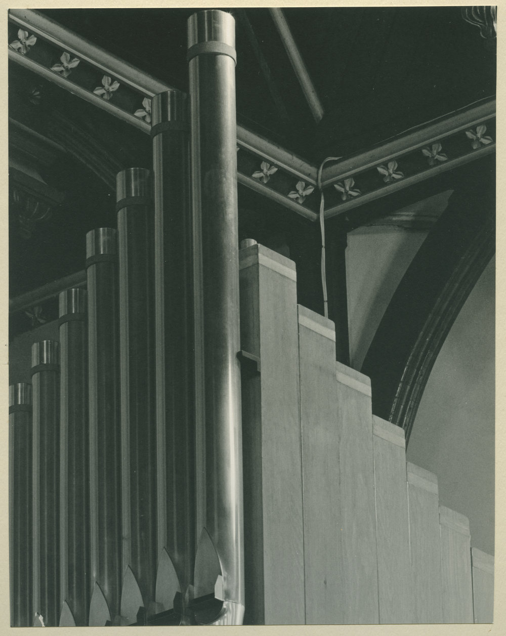 Detail of Knox Church pipe organ