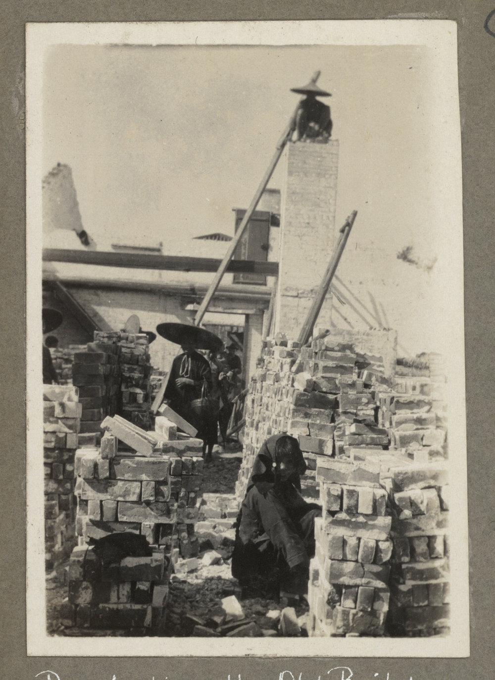 Demolishing Ko Tong Chapel