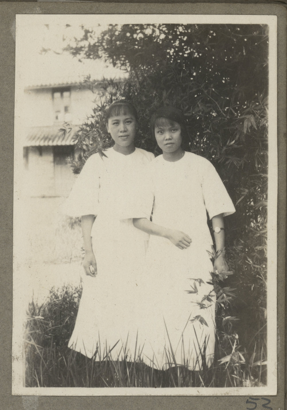 Lam Ye Koo And Unknown Women