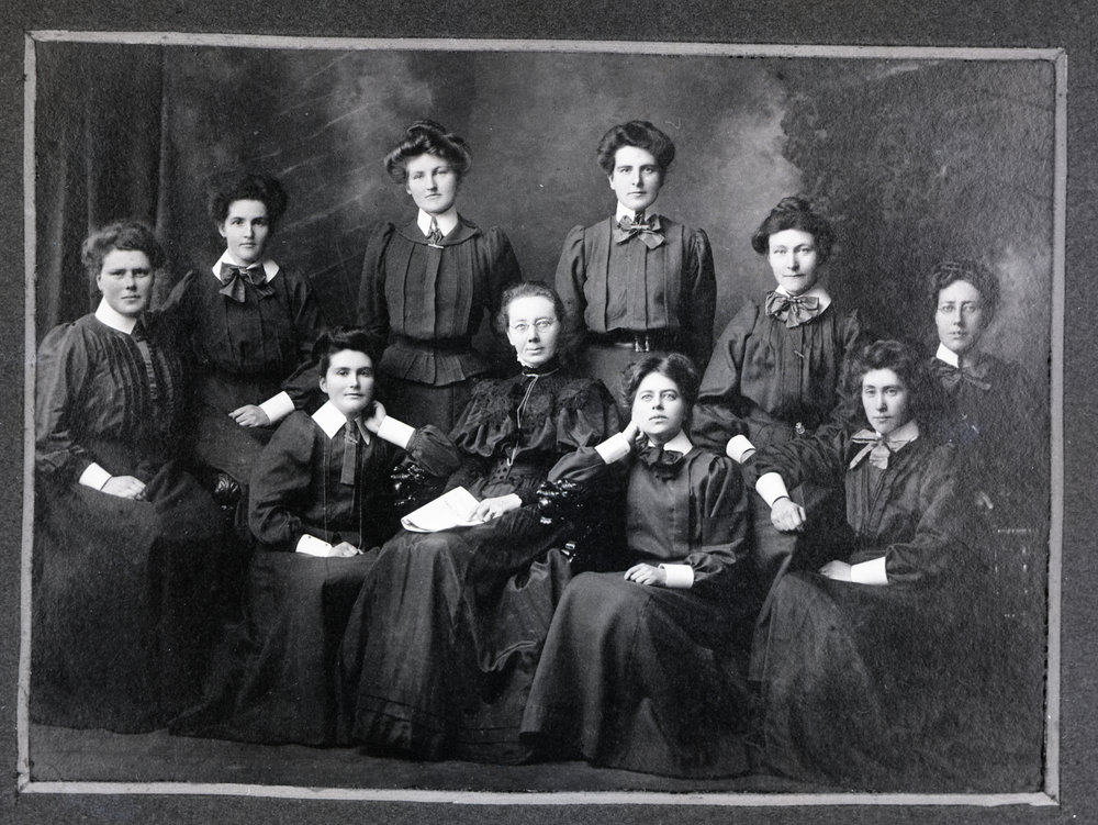 Group photograph of Deaconesses, 1908
