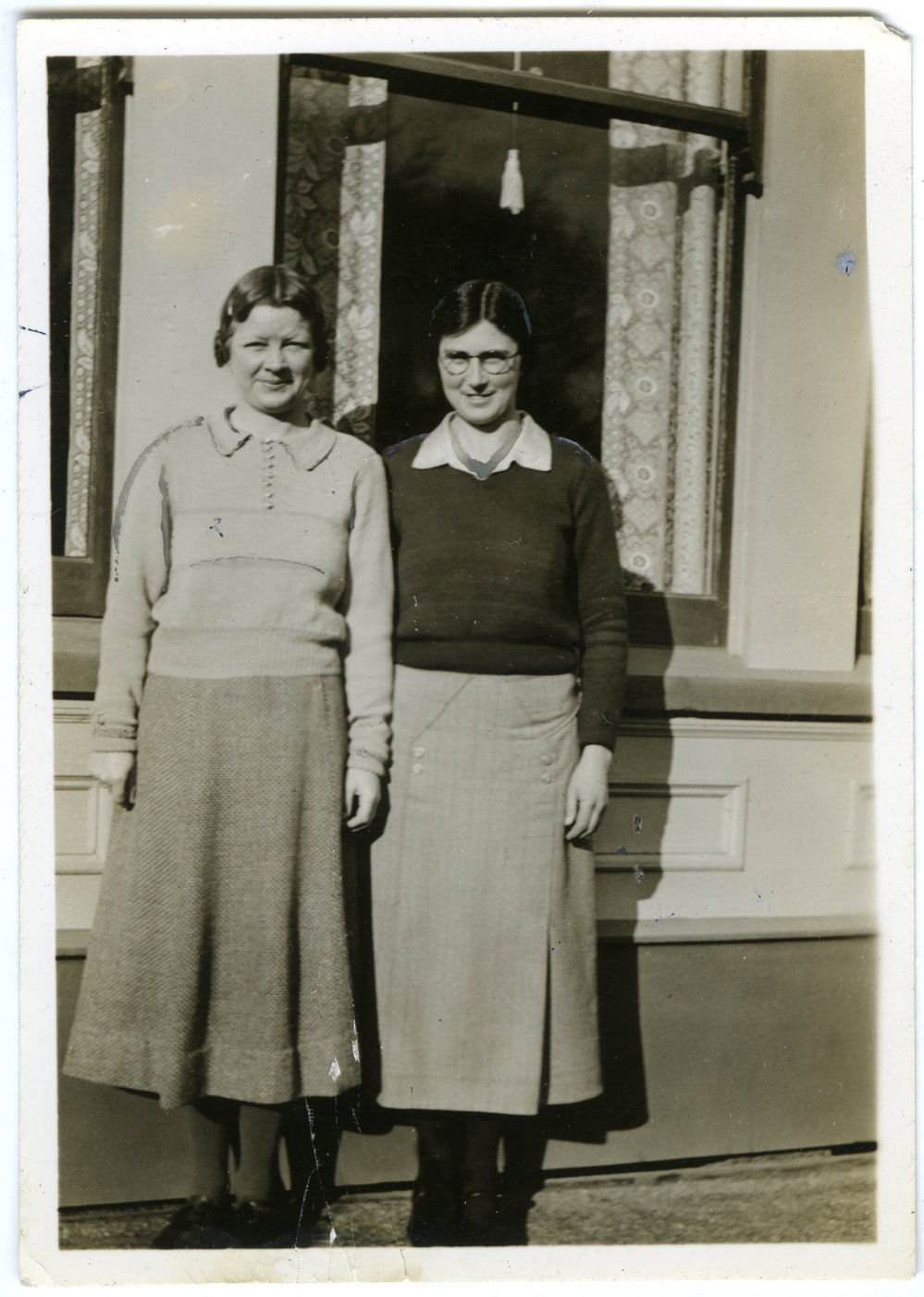 Miss Daphne R. Maunder and Miss Lorraine Saunders