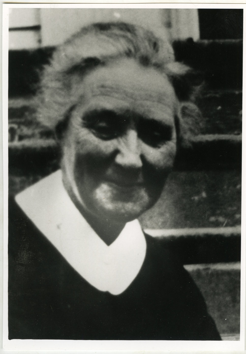 Portrait of unknown Deaconess
