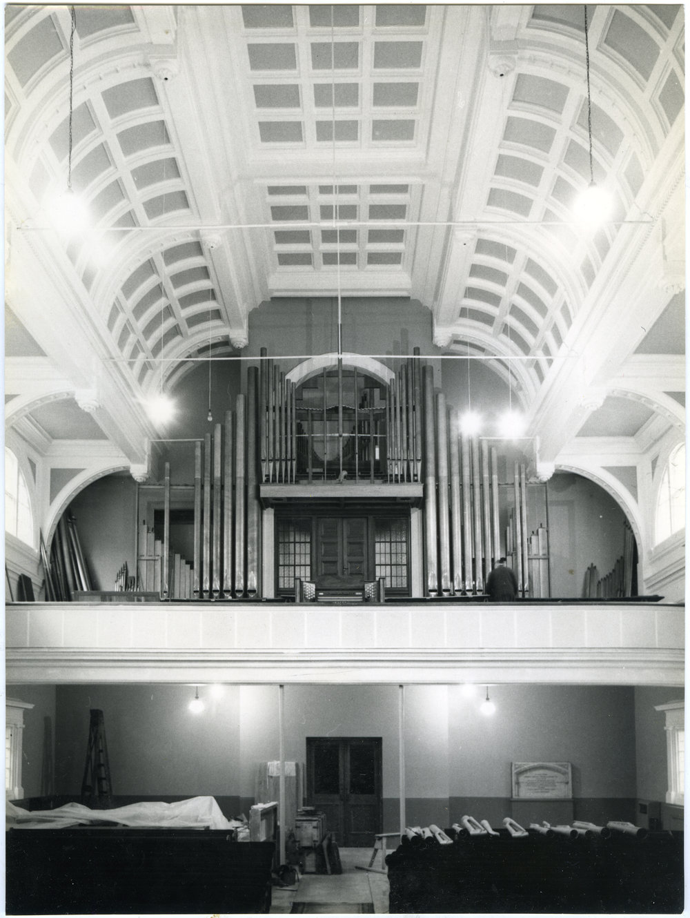 Installation of organ at St. Andrew's Church, Wellington 