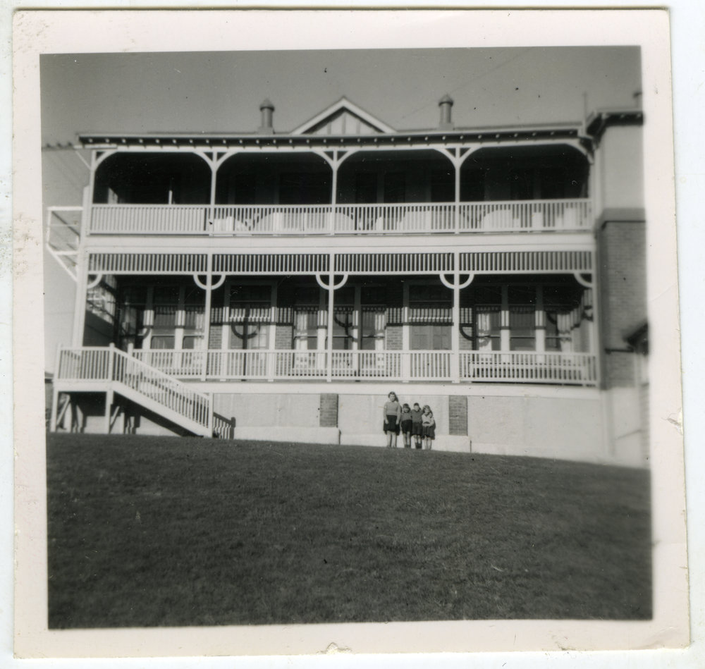 Exterior view of Glendining House, 1952