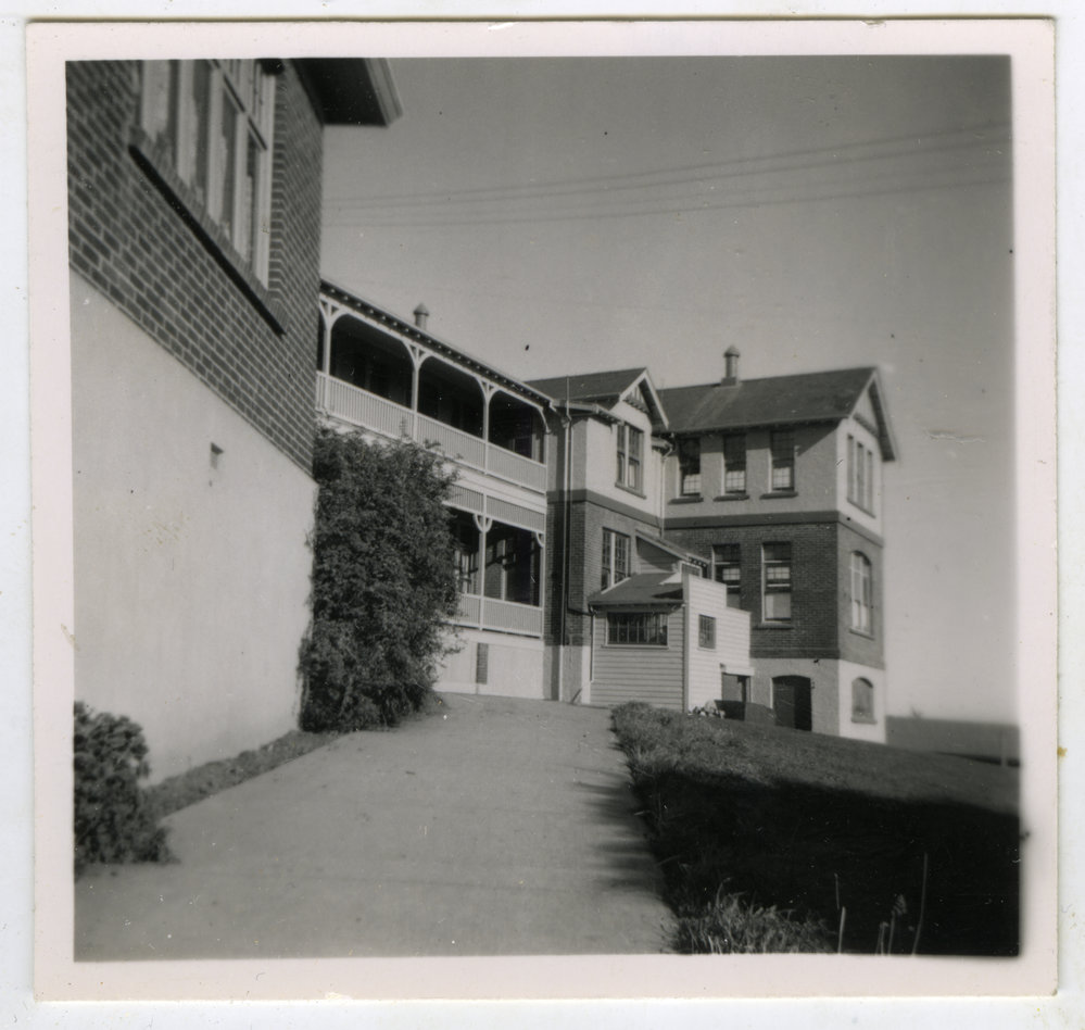 Glendining House, side view, 1952