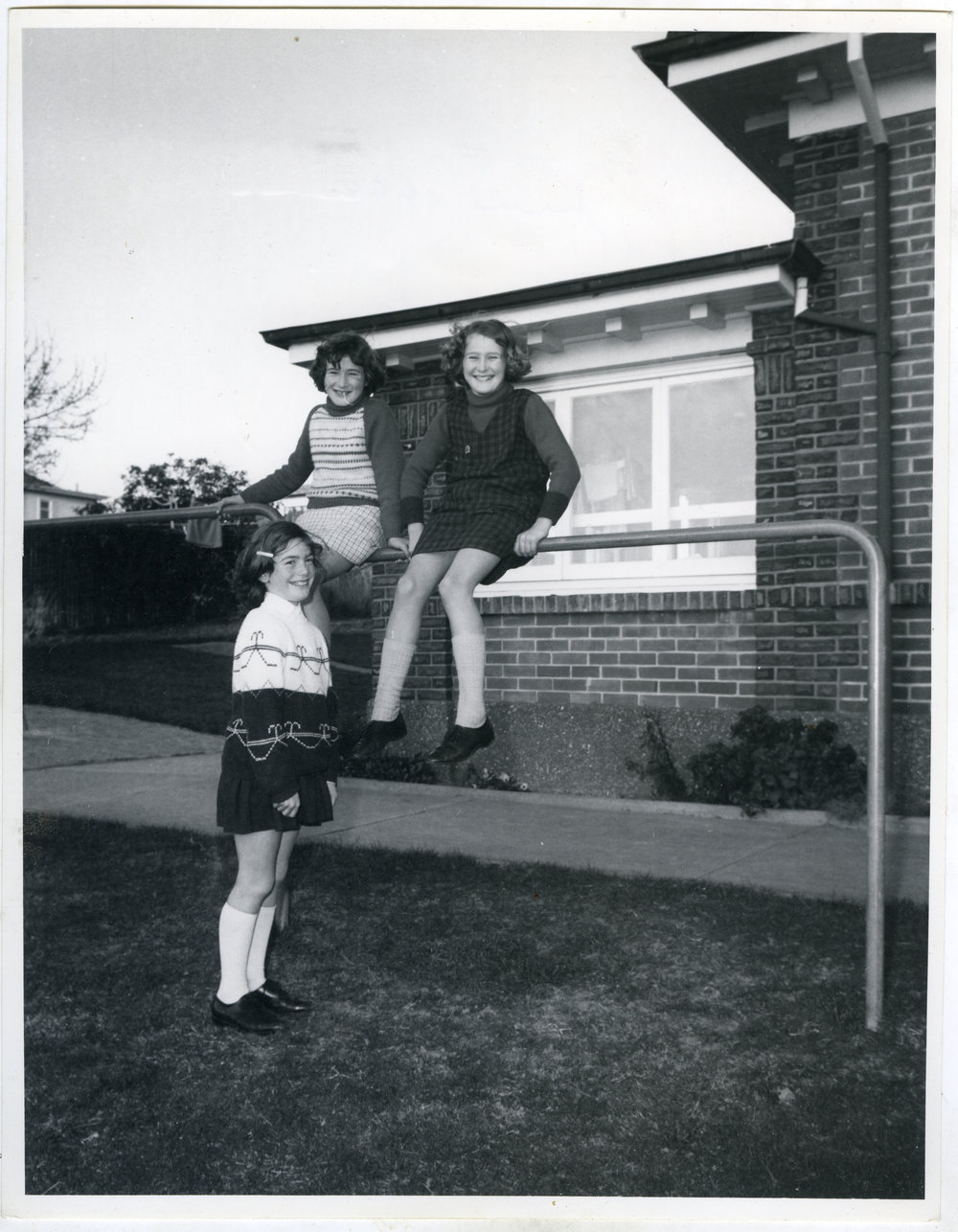 Three unknown girls, Taumata, Glendining Home 1969