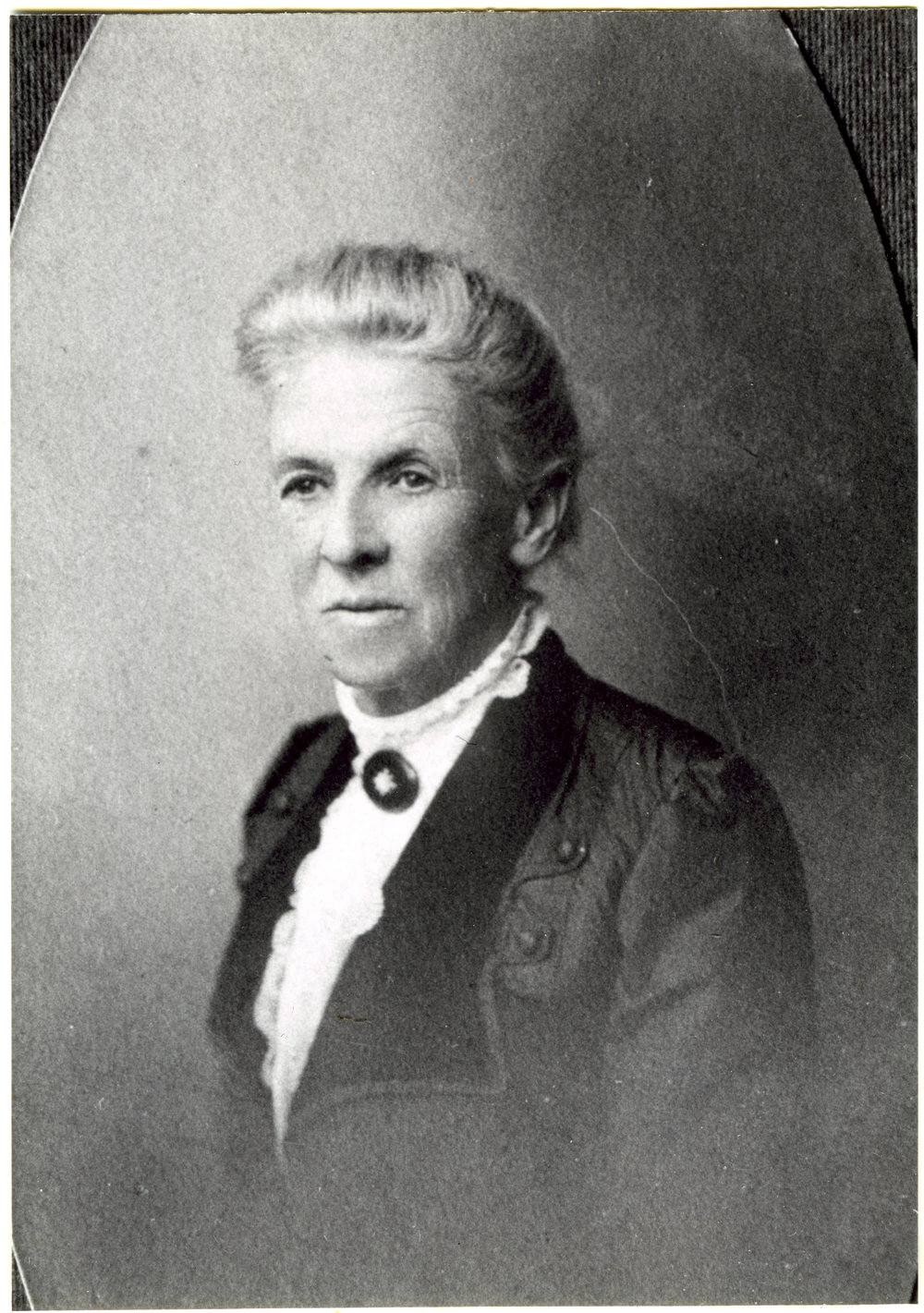 Grannie Saunders, portrait
