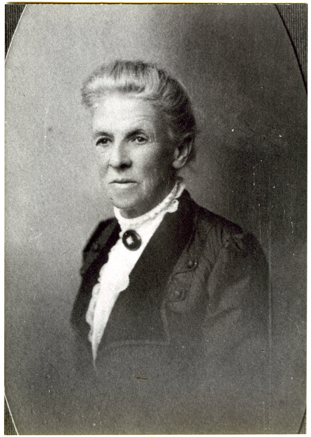 Grannie Saunders, portrait