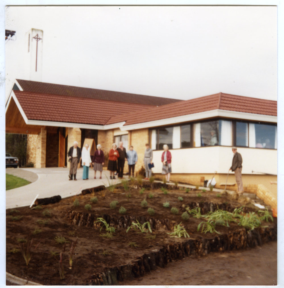 'New garden planted,' St. Enoch's Church, 1986
