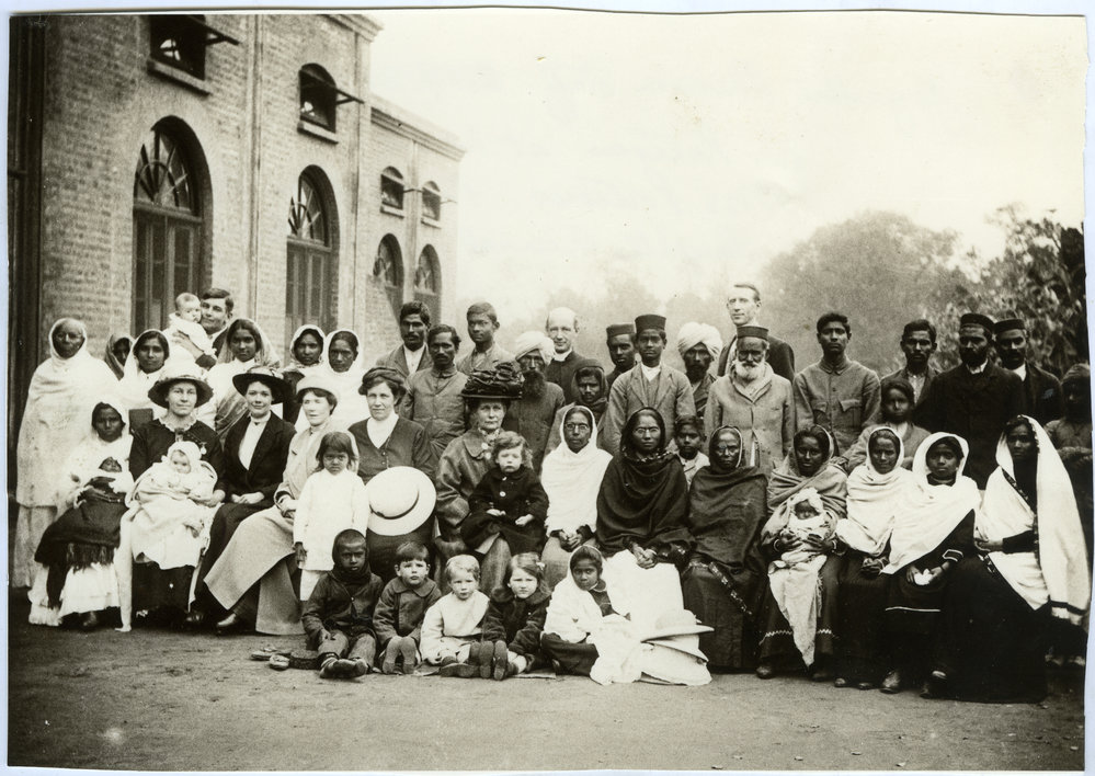 Jagahdri Hospital Mission staff, portrait 