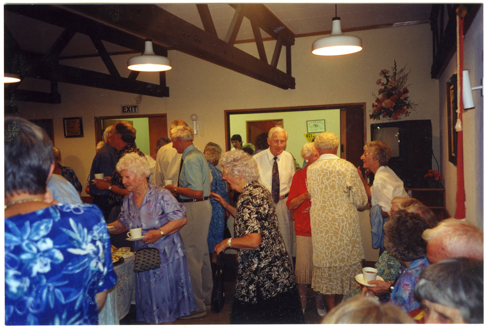 Reverend David Kriel welcoming to St. Enoch's Church, 2001
