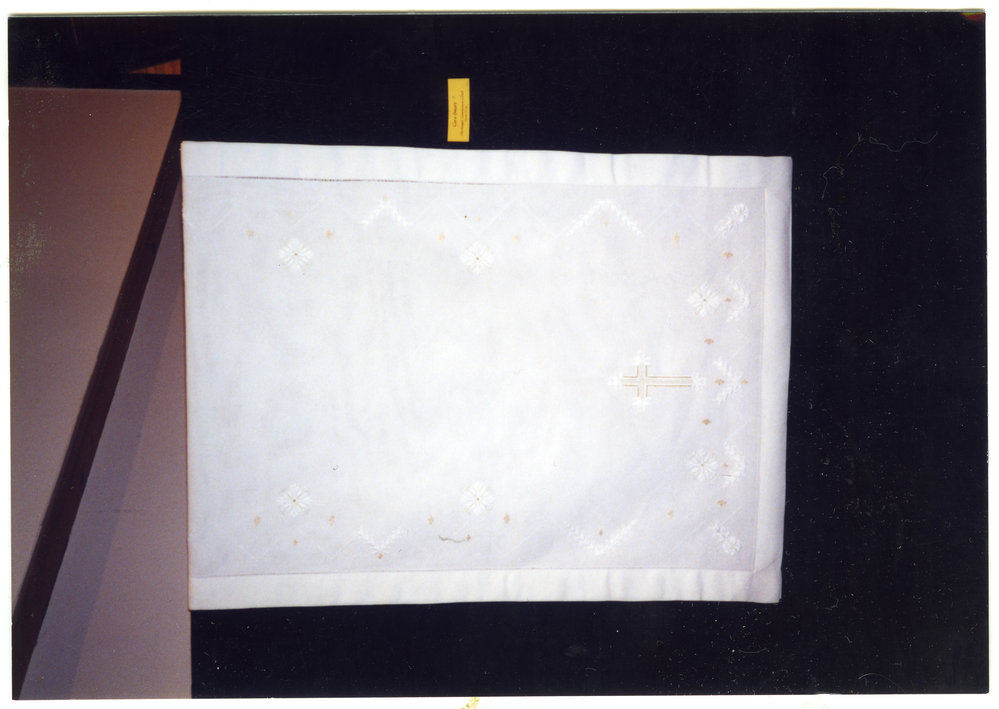 Communion Cloth, St. Enoch's Church, 2001