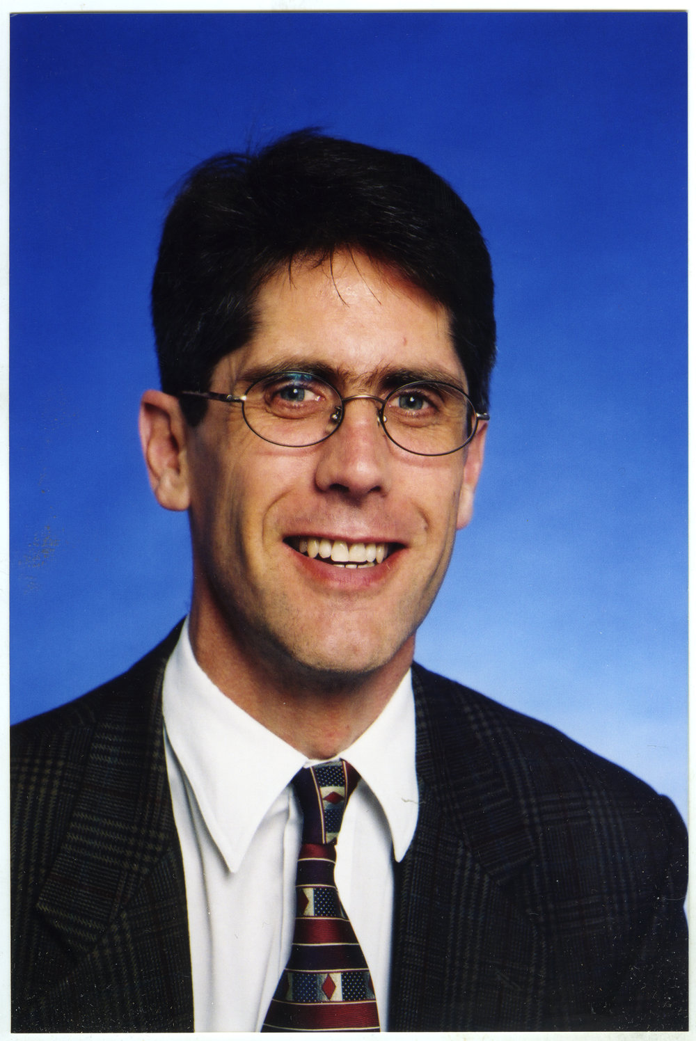 The Very Reverend Doctor Graham Redding, portrait, 2001