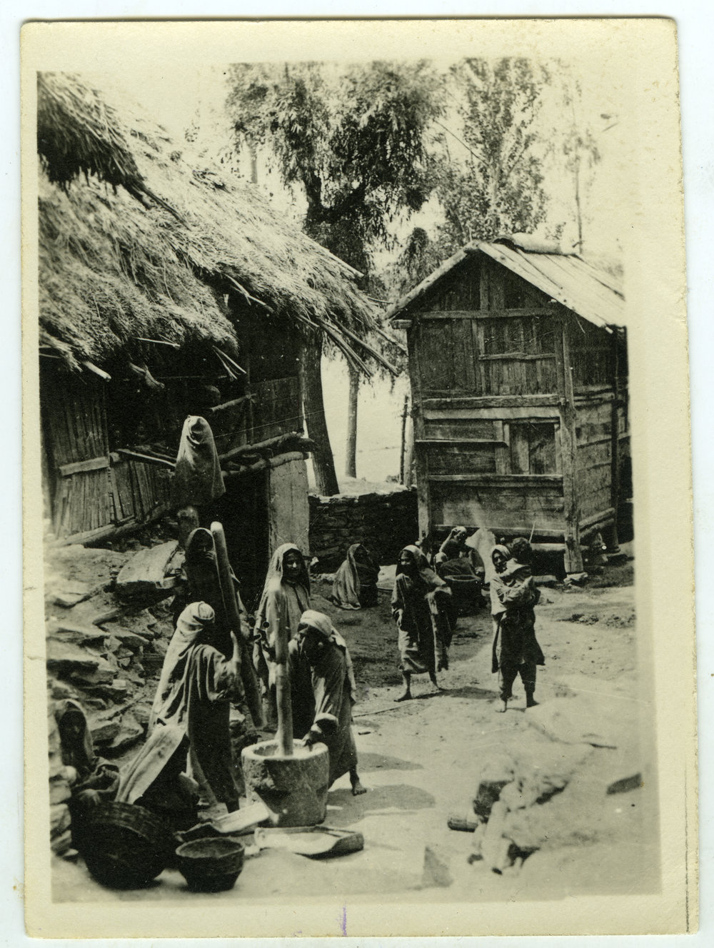 Village scene Manasbal Lake
