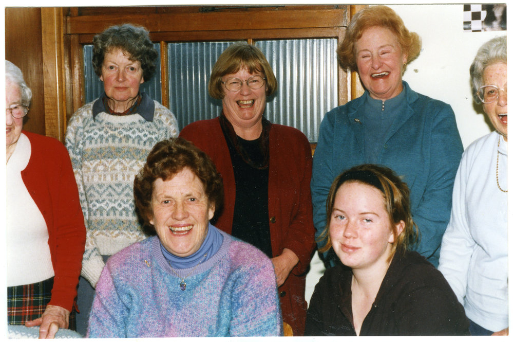 "Helpers," I. McDowell, Marjorie Haigh. Dorothy King, M. Curtin, A. Curtin, P. Glass at Presbytery, North Avon, Christchurch, July 1999