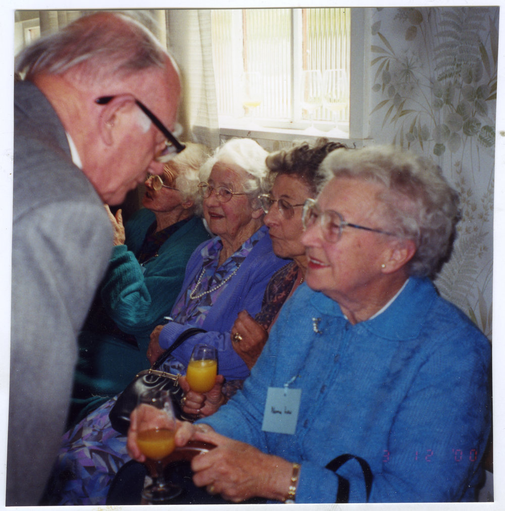 Reverend Robert Coates, Norma Low and unidentified women, St. Columba, Christchurch