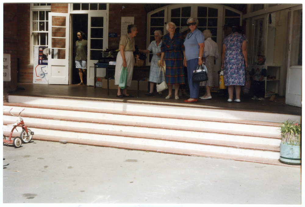 St. Columba's Women's Fellowship visit to Cholmondeley Home, 1998