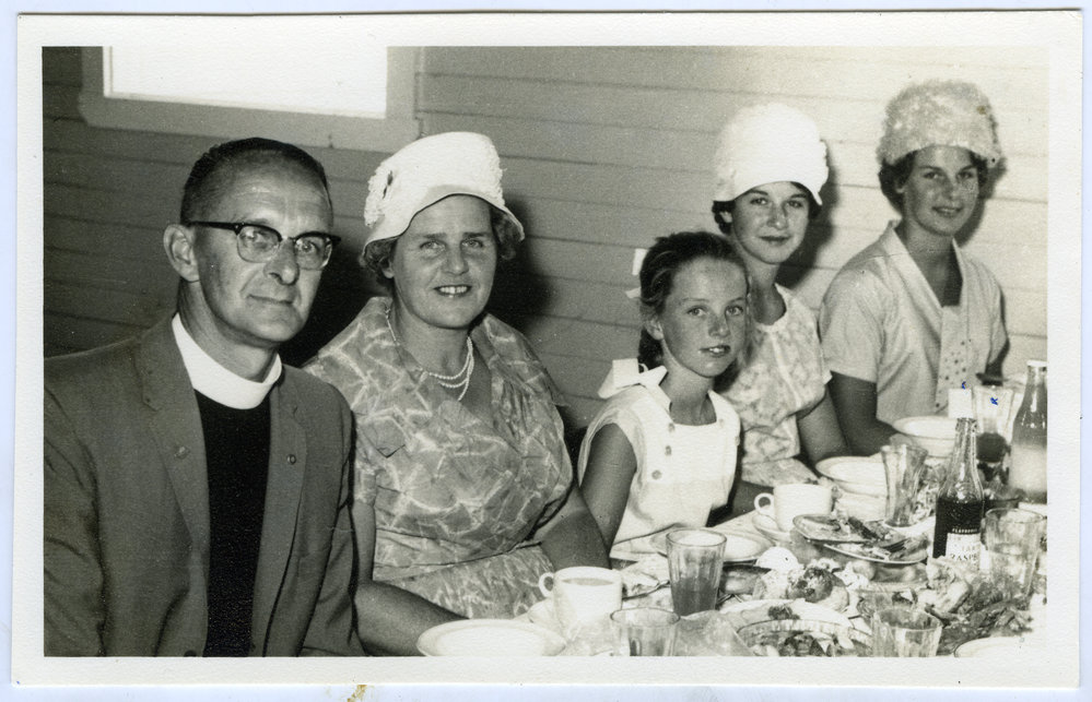 Reverend Kendrick Archer Louis Mountjoy and family