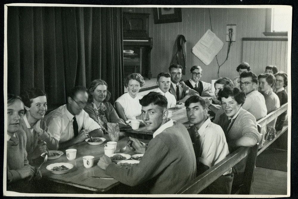 Knox Youth Fellowship enjoying a meal