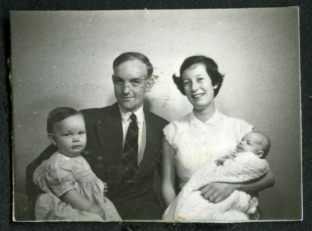 Don Crabb, Kath Crabb and their children, studio portrait
