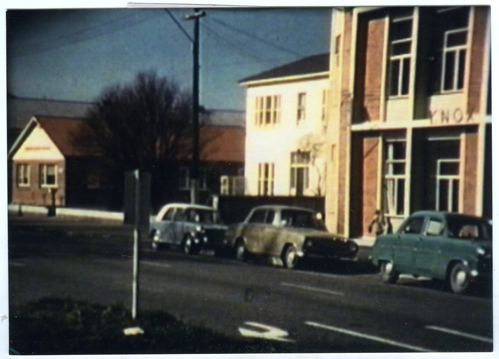 "New Knox Hall and original Manse," Christchurch 