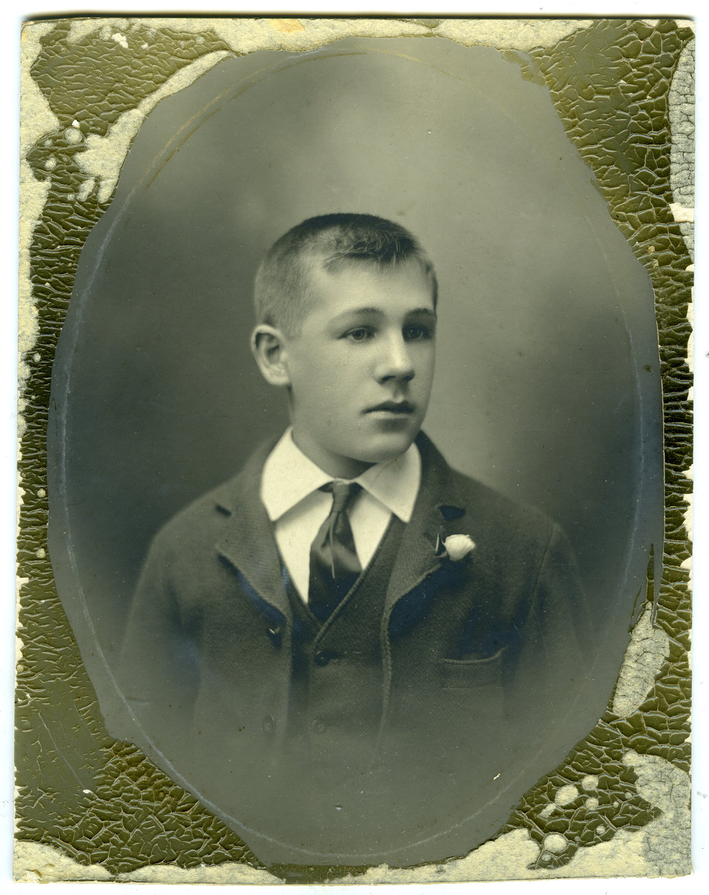 Unidentified young man, studio portrait