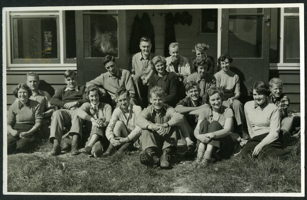 Youth (Forum) Fellowship, Knox Presbyterian Church, Christchurch, 1946-1951