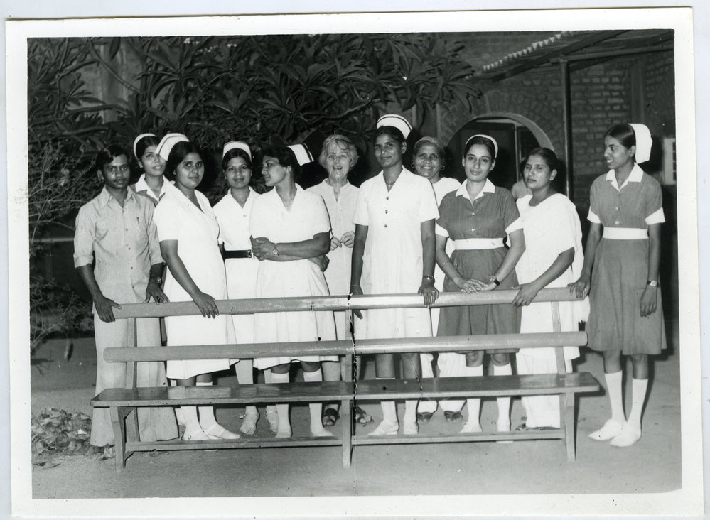 Beryl Howie and a group of unidentified Indian nurses