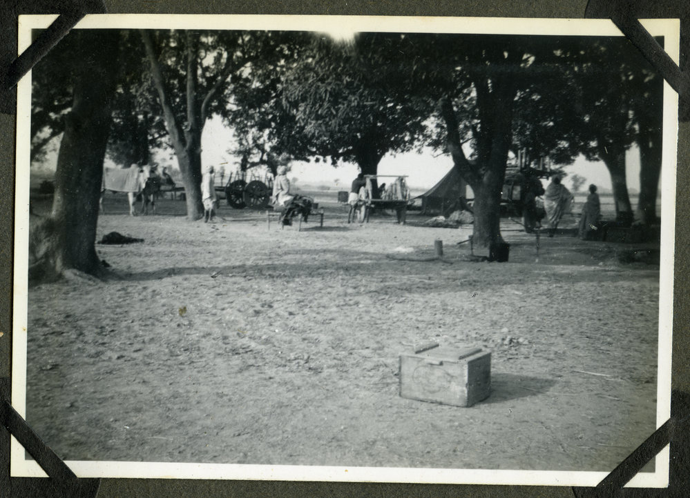 "Moving day - packing the carts"