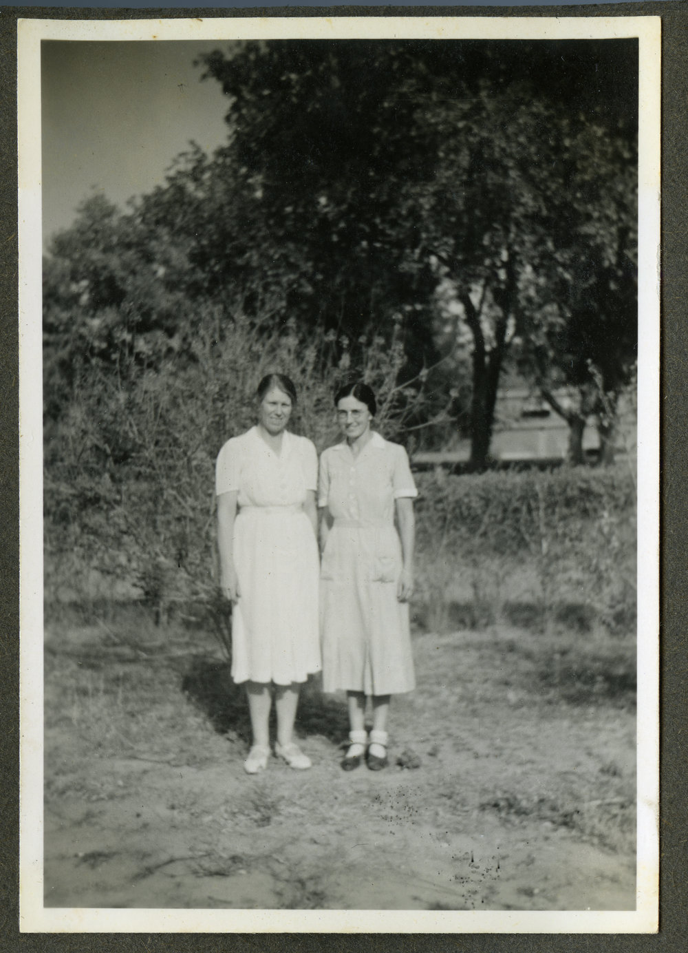 "Jagadhri, May 1941," Lorraine E. Saunders and colleague 