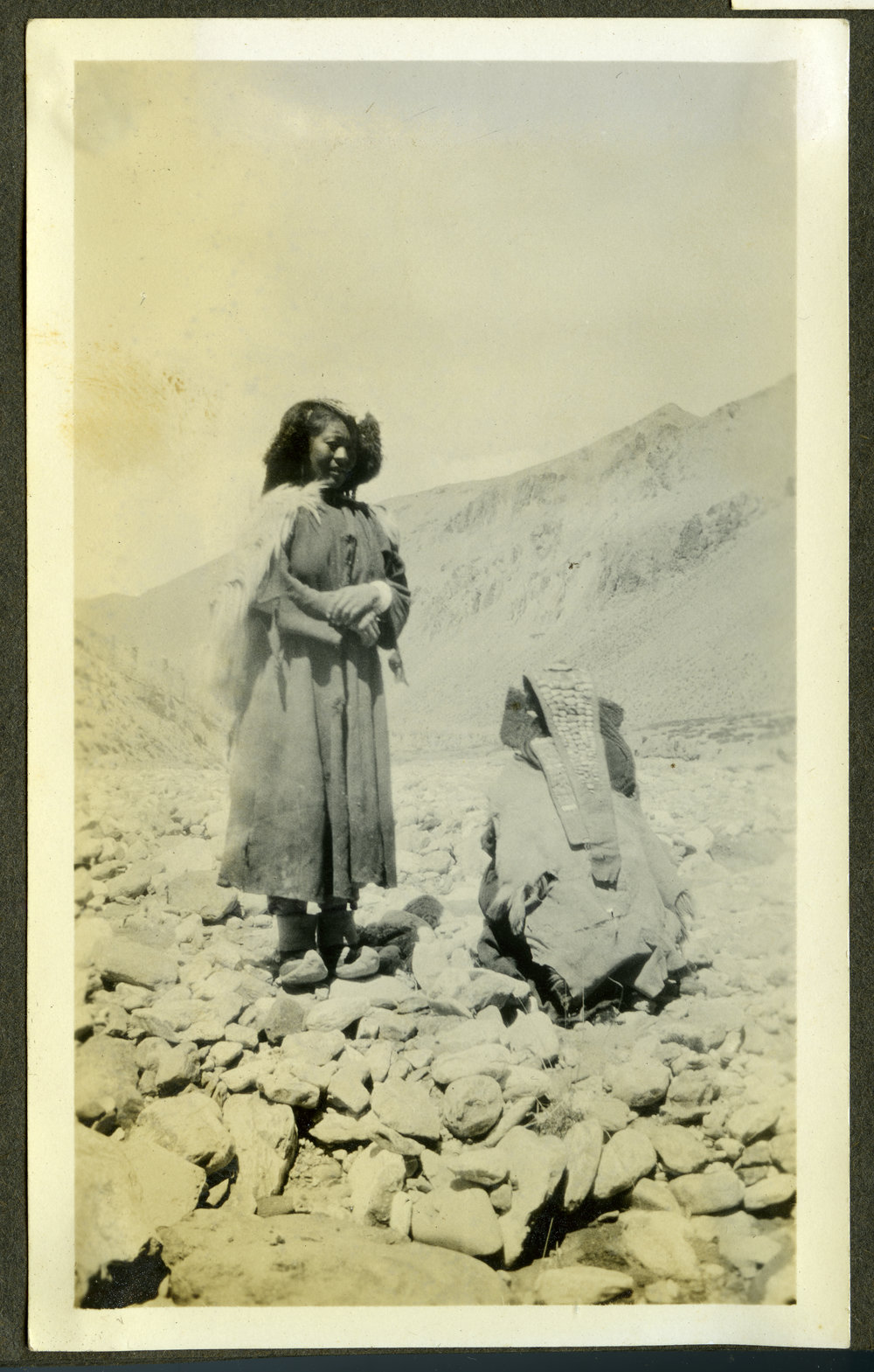"Ladhaki women," (Ladakhi women), Kashmir