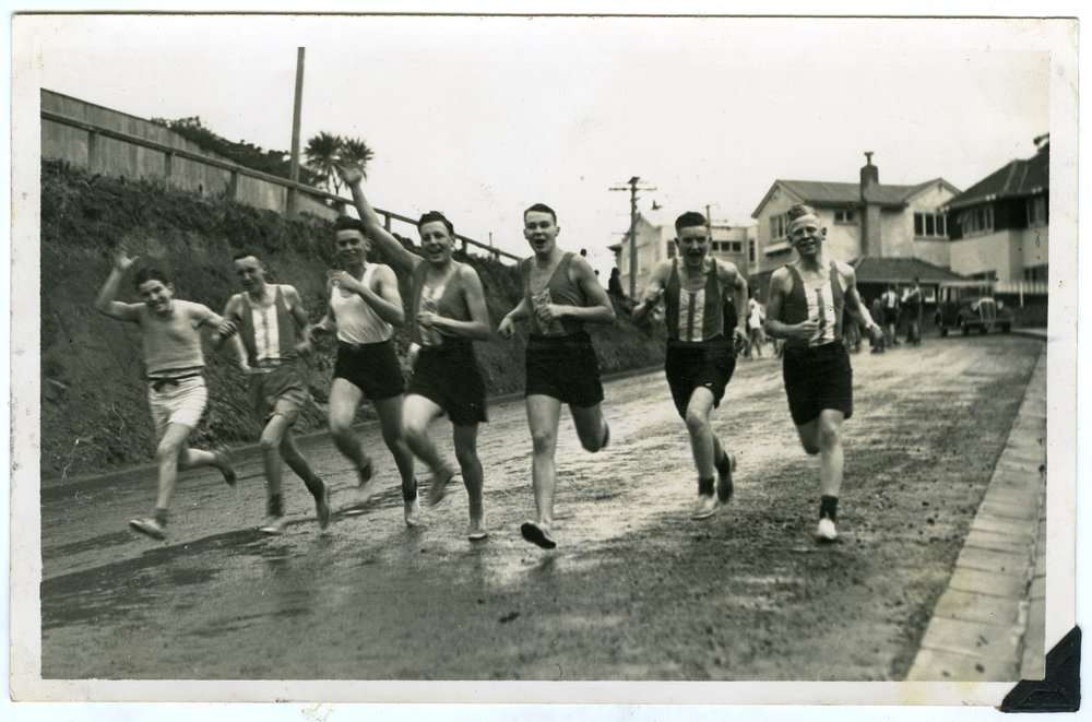 "Hello," Presbyterian Harrier Club - Wellington, 1940