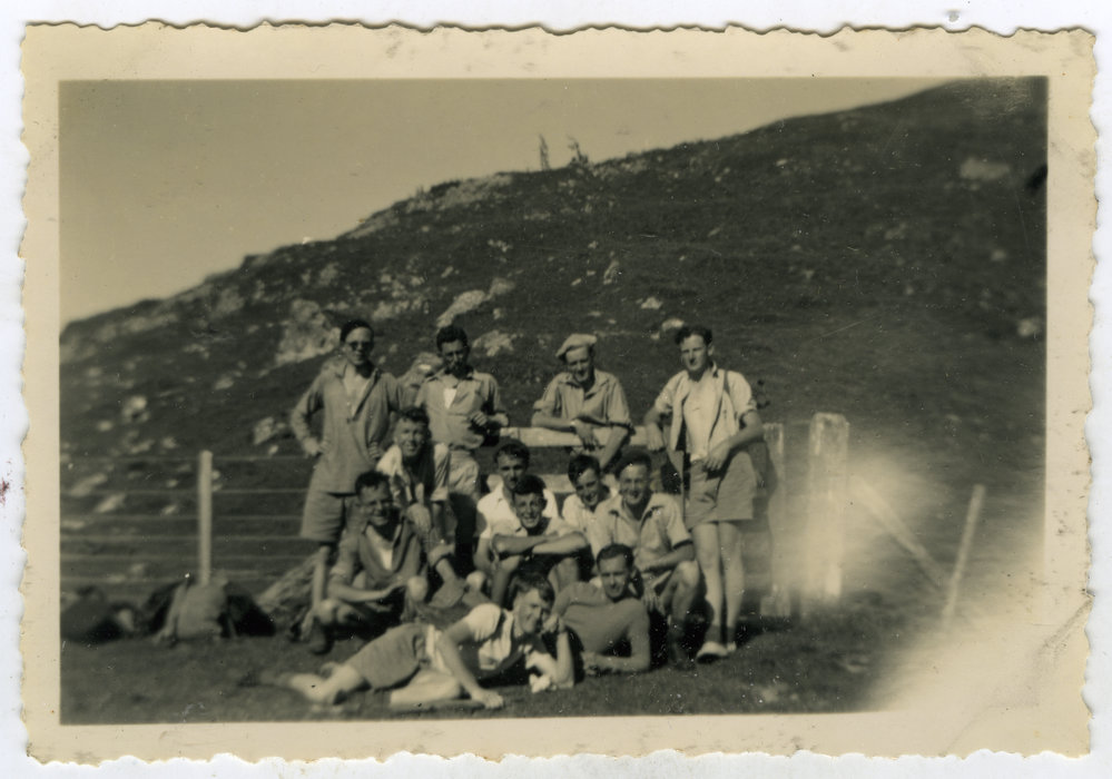 "Tramp to Oteranga Bay, Nov. 1946," Presbyterian Harrier Club - Wellington