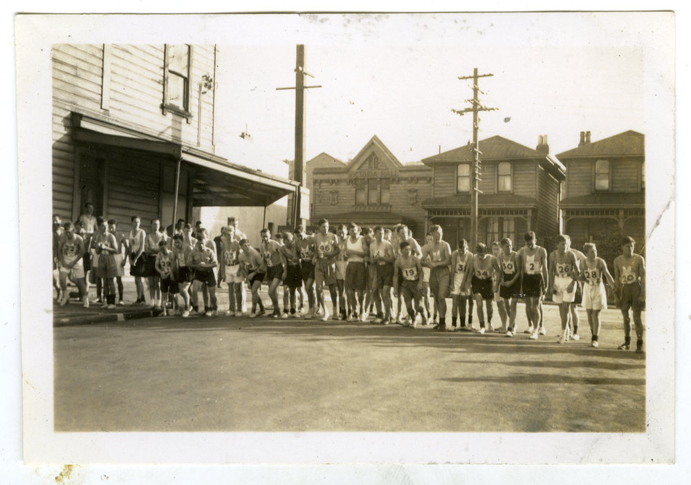 "Start of Martin Shield Race, 1947," Presbyterian Harrier Club - Wellington