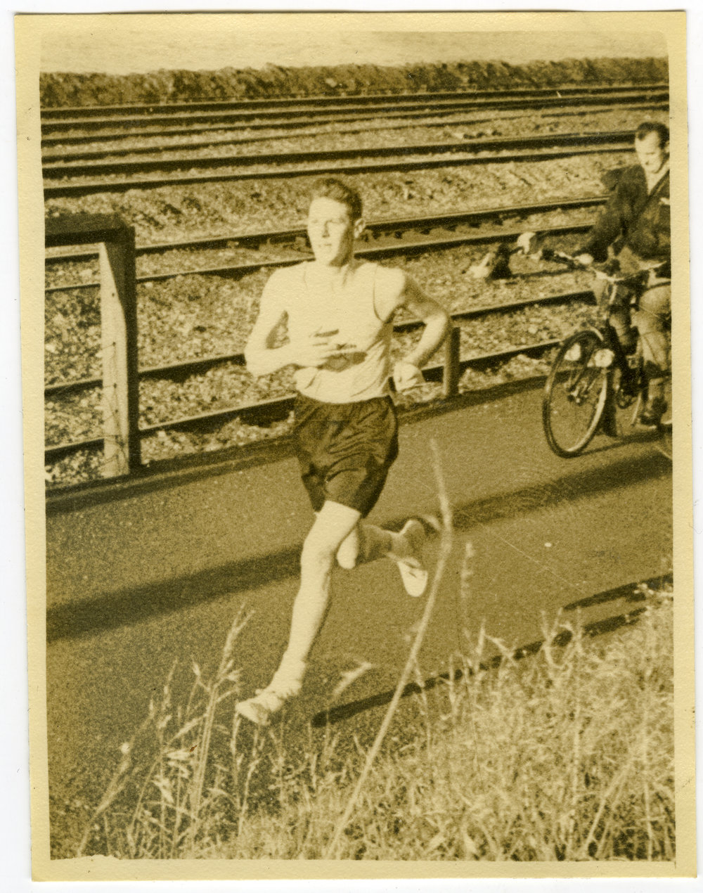 "Jim Jardine bound for Petone," Relay Race, Presbyterian Harrier Club - Wellington