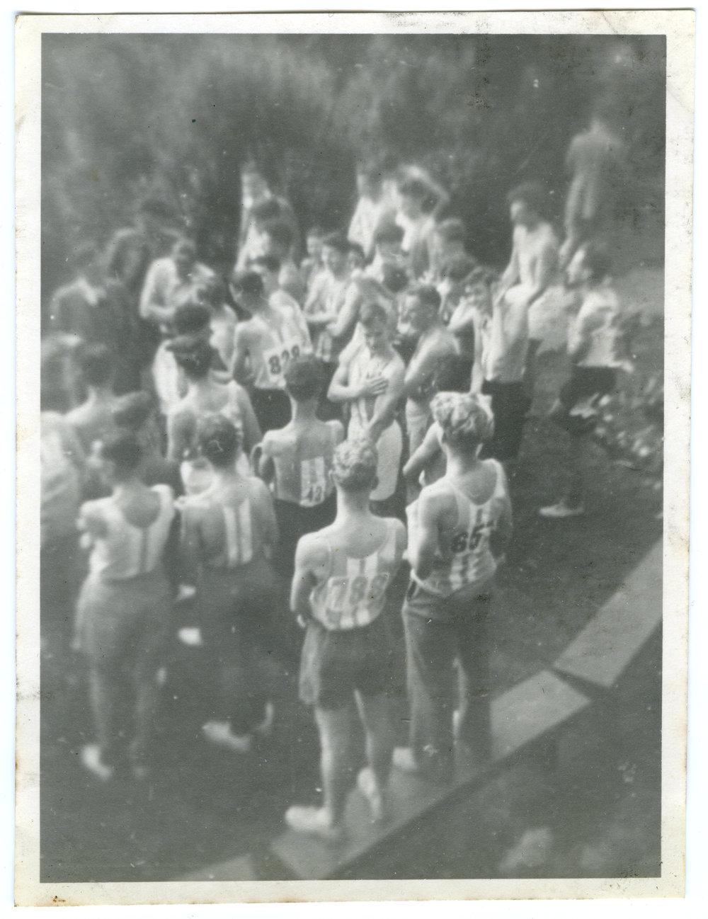 "Ian Anderson - Shows his muscles!" Presbyterian Harrier Club - Wellington