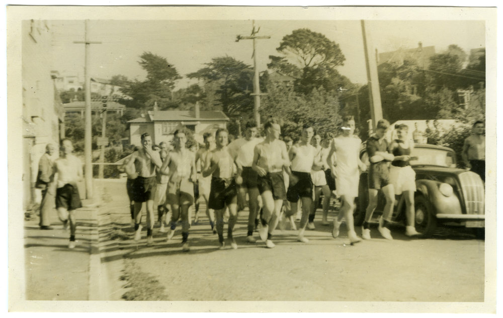 "The plodders," Presbyterian Harrier Club - Wellington