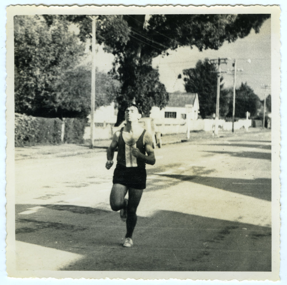 "Vince Dunbar finishing strongly, Masterton Relay," Presbyterian Harrier Club - Wellington