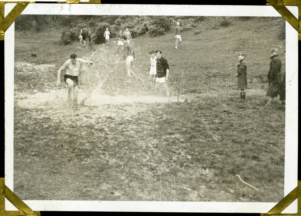 "He made the biggest splash anyway - Dave Bridgeman," Shaw Baton Relay Race, Johnsonville, 1960, Presbyterian Harrier Club - Wellington