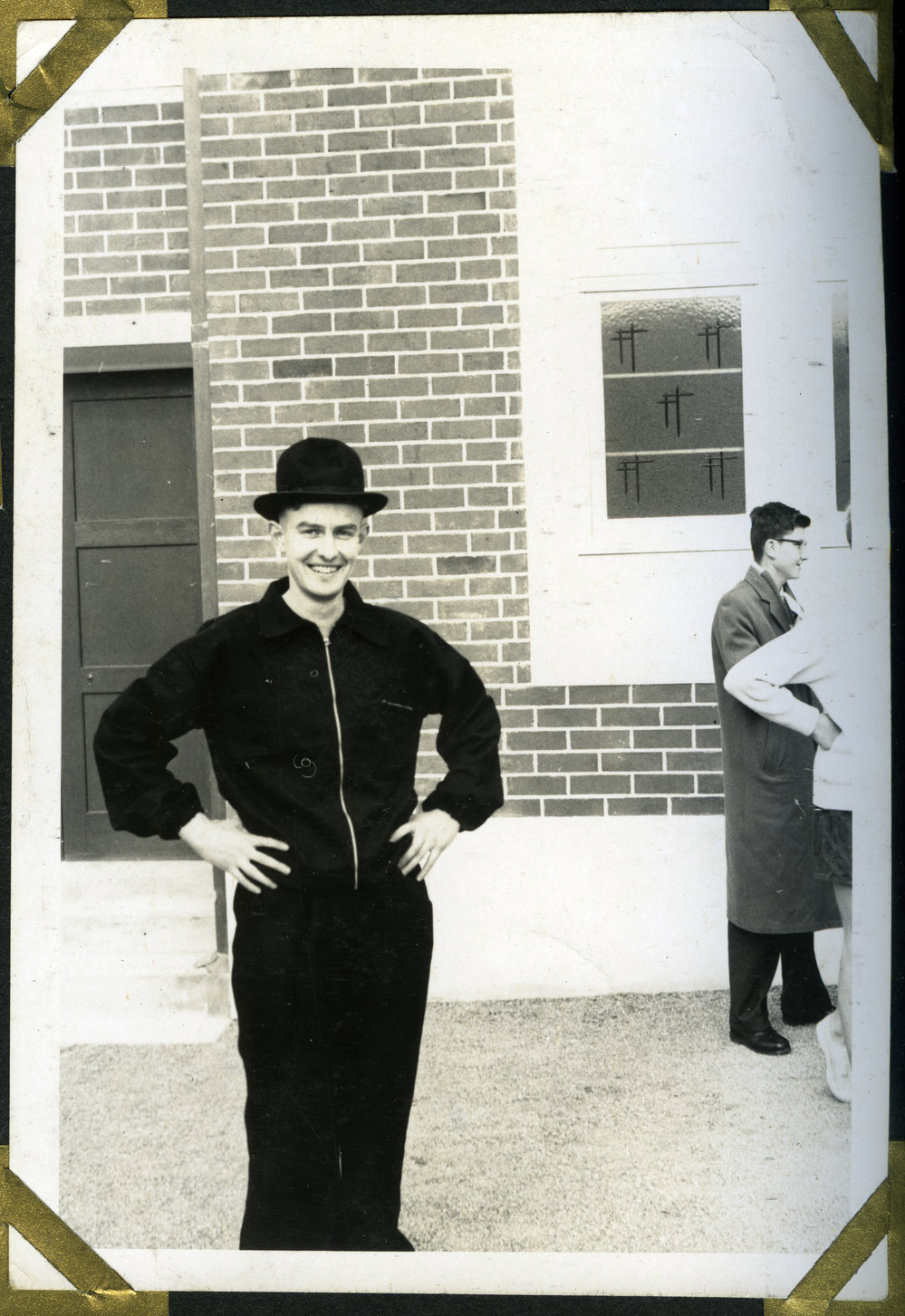 "Colonel Bray," St. Andrew's Trophy Race, Wellington, 1960, Presbyterian Harrier Club - Wellington