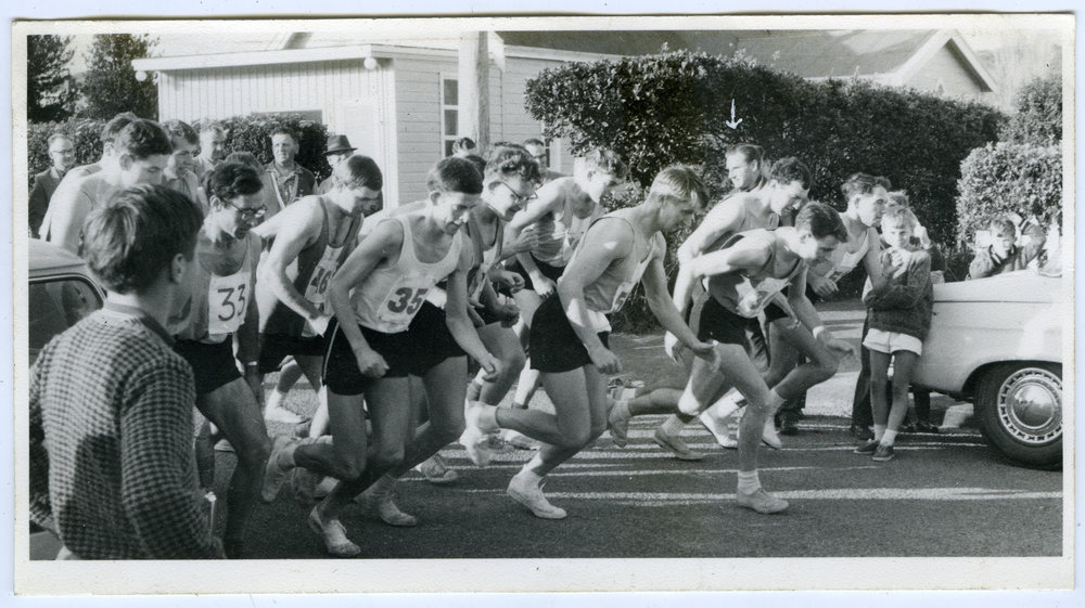 "Senior Race: Start," Presbyterian Harrier Club - Wellington