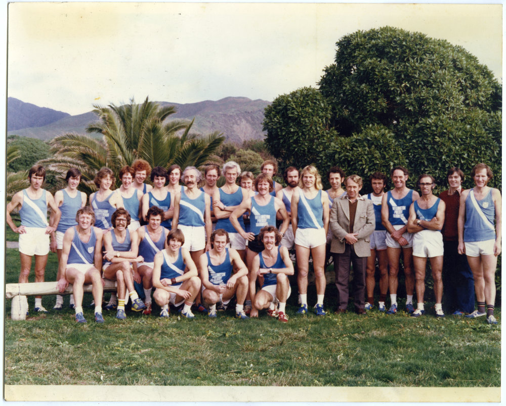 Group portrait of the Presbyterian Harrier Club - Wellington, 1978