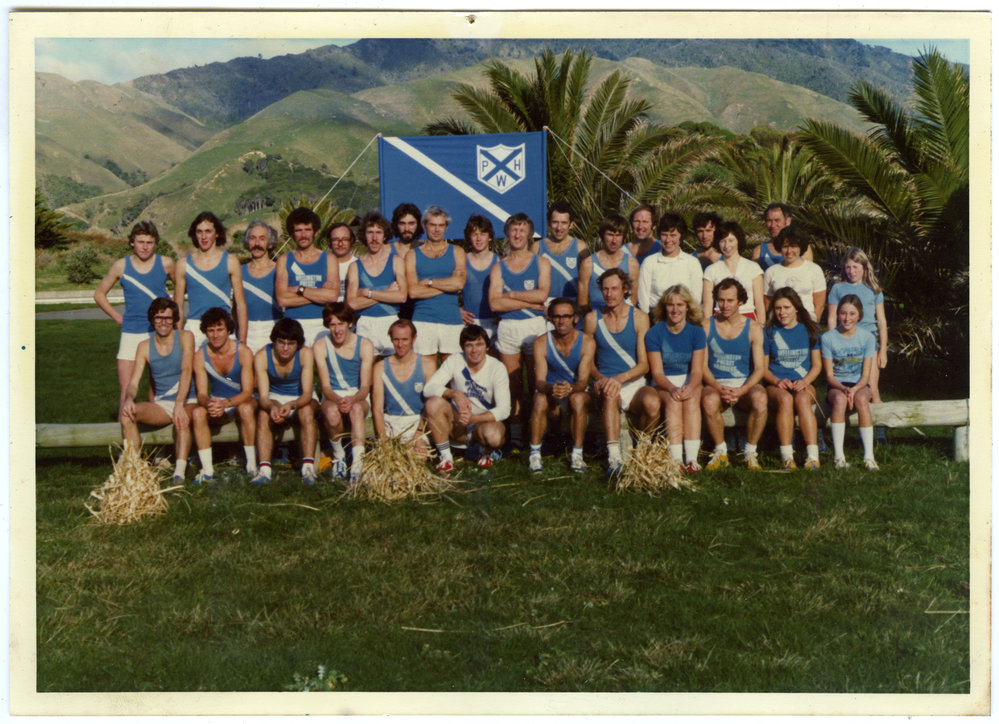 Group portrait of the Presbyterian Harrier Club - Wellington, 1979