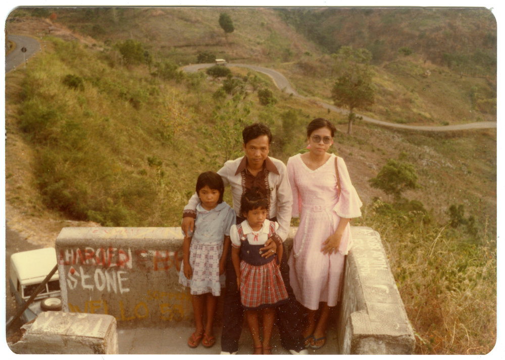 Ruben and Evelyn Kapa with Children